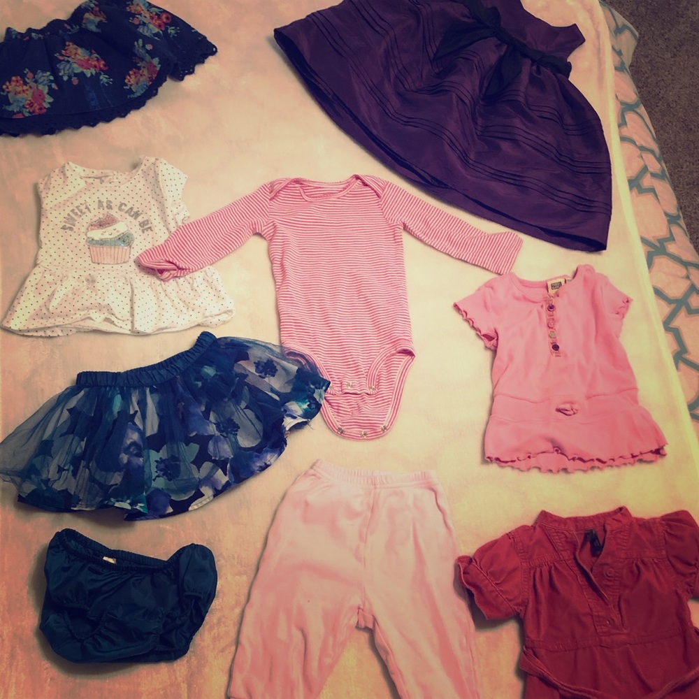 Lot of baby girl clothes 9mos-18mos